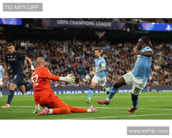 足总杯精彩对决曼城与那不勒斯战成平局乌龙球成比赛转折点解析