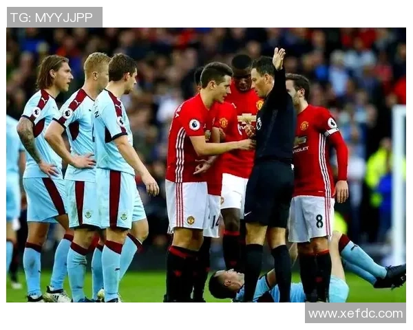 英超激战巴萨4-3逆转波尔图争议判罚引发全场沸腾