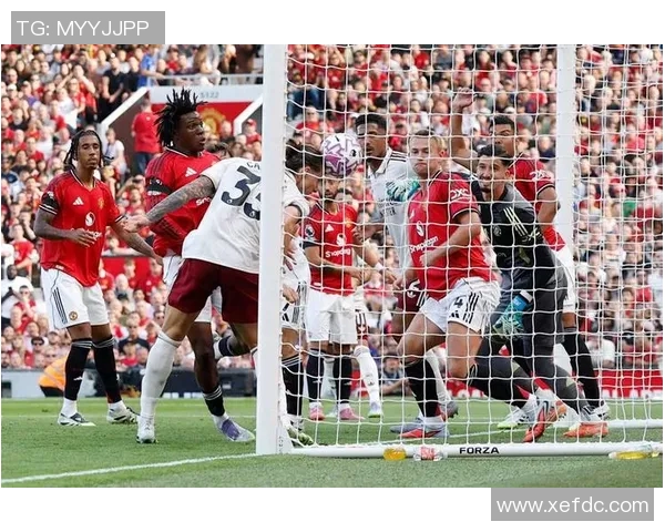 友谊赛阿森纳与里昂战平乌龙球引发全场热议与争议判罚