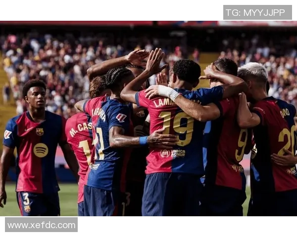 欧冠激战巴萨与巴黎圣日耳曼战成平局乌龙球引发全场热议与争议判罚