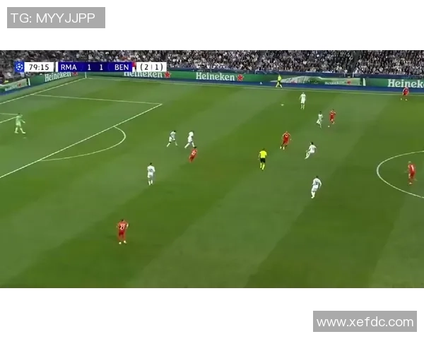 德甲激战波尔图大胜皇马帽子戏法引发全场狂欢战术解析揭秘